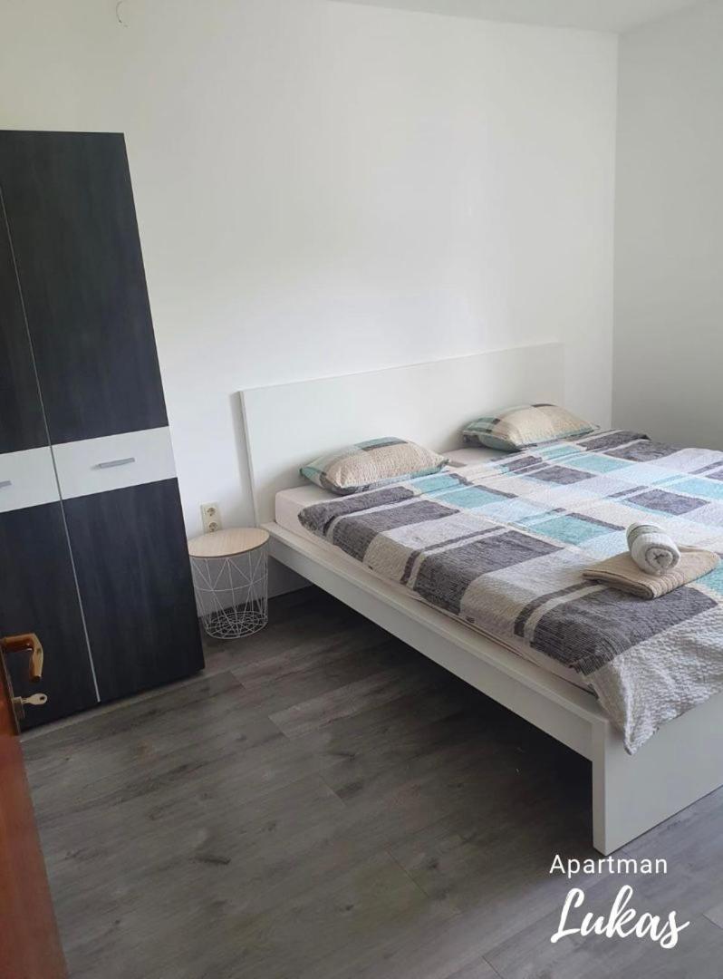 Apartmani Mazzarolli Jadranovo Rum bild