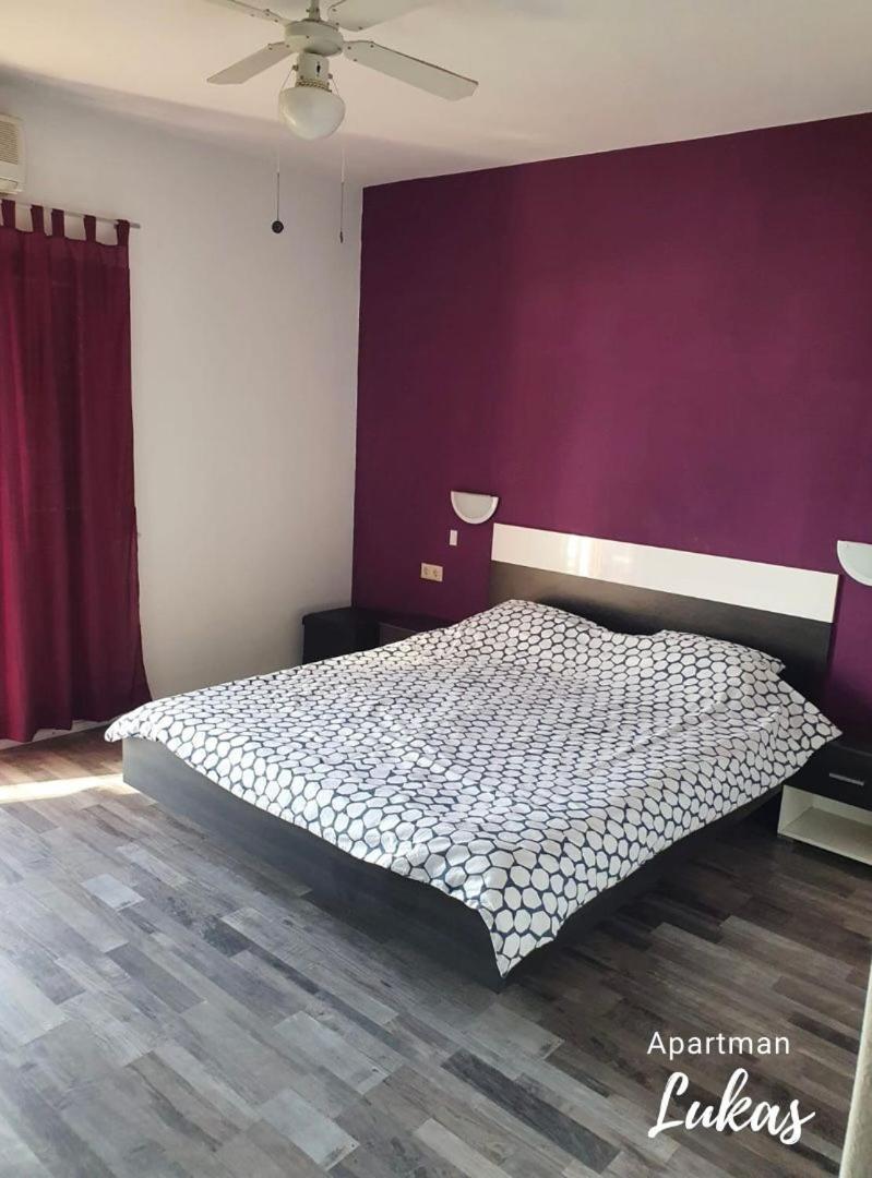 Apartmani Mazzarolli Jadranovo Rum bild