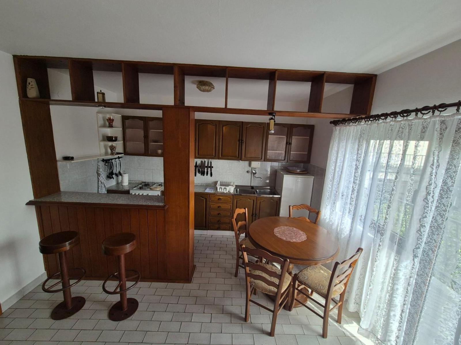 Apartmani Mazzarolli Jadranovo Exteriör bild